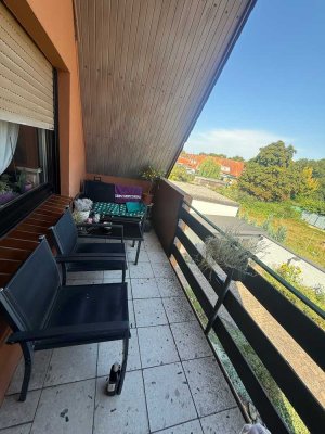 Schöne 3 Zimmerwohnung mit Balkon