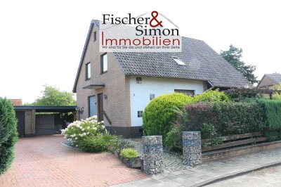 Liebenau-sehr gepflegtes Einfamilienhaus mit wunderschönem Garten, ruhig gelegen