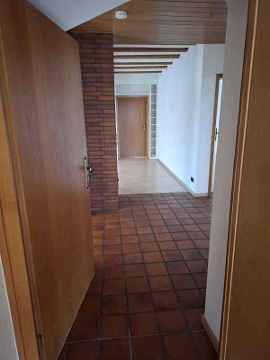 Schöne 3-Zimmer-DG-Wohnung in Bad Nauheim