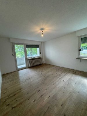 Frisch renovierte 2-Zimmer Wohnung mit Balkon in Wuppertal