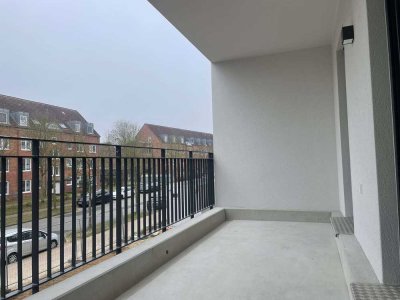 Stufenlose Freiheit! Hochwertige 2-Raum-Wohnung mit 2 Balkonen in Krebsförden