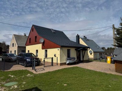 Koffer packen und sofort einziehen! Gemütliches Einfamilienhaus in Kühnhaide!