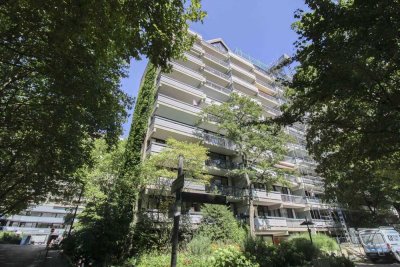 Charmante 3-Zimmer-Wohnung mit zwei Balkonen und Tiefgaragenstellplatz in Köln-Weiden