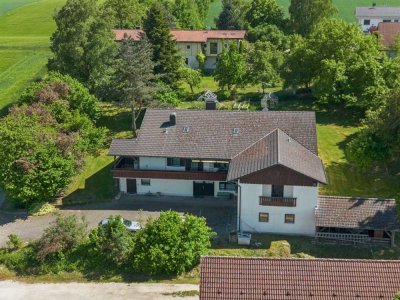 Großes Wohnhaus mit Gewerbefläche in Volkenschwand – Ideal für Wohnen u. Arbeiten unter einem Dach