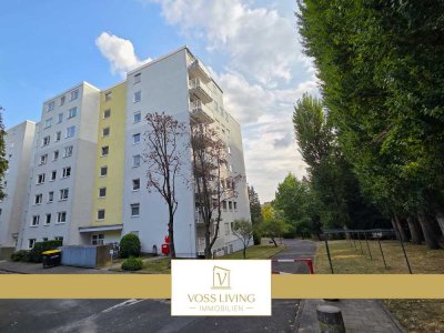 Erstbezug nach Renovierung: Zentrale und ruhige Wohnung mit Balkon, KFZ Stellplatz und Küche