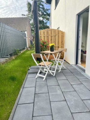 3 Zimmer Erdgeschoss Neubauwohnung mit Stellplatz und Garten