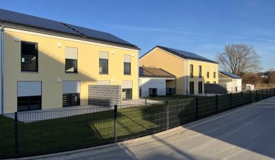 Erstbezug: Günstige 4-Raum-Doppelhaushälfte in Mainburg