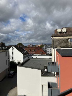 Neuwertige 2-Zimmer Wohnung im 3. OG mit Balkon in Aschaffenburg-Stadtmitte