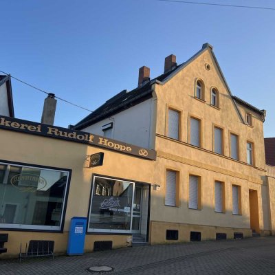 Wohn- und Geschäftshaus in Plötzkau steht zum Verkauf