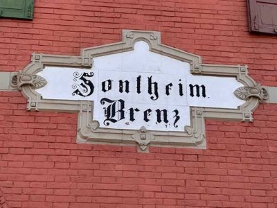Schöne große helle Dachgeschosswohnung in Sontheim