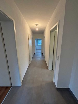 Neurenovierte 4-Zimmer Wohnung in Bad Breisig