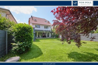 Villa auf großem Grundstück