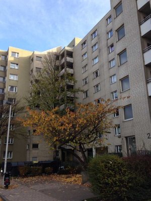 Großzügig geschnittene Wohnung im Herzen von Bonn-Tannenbusch – frisch saniert und bald bezugsfertig