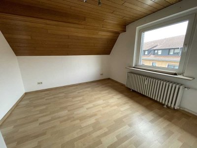 1 Zimmer - gepflegt- ab sofort frei