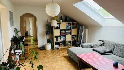 Vermietete 4-Zimmer DG-Wohnung im gefragten Stadtteil Freiburg-Littenweiler