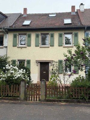 Schönes 6-Zimmer-Reihenmittelhaus in Heidelberg Neuenheim