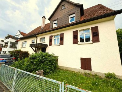 Gepflegtes Zweifamilienhaus mit großem Garten,Garage Pkw-Stellplatz in Schwaikheim zu verkaufen!!