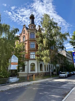 LUXUS Sanierte – 2 Zimmer Kaßbergwohnung! Top Lage!