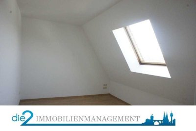Helles und frisch gestrichenes Dachgeschossappartment in der Solinger Südstadt zu vermieten!