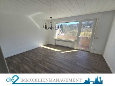 Frisch renovierte 3-Zimmer Erdgeschosswohnung mit Balkon  zu vermieten!
