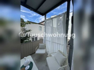 Tauschwohnung: 3 Zimmer mit großem Balkon und hohe Decken gegen Kleinere