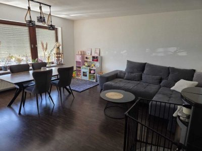 Helle 4-Zimmer-Wohnung mit Balkon und EBK in Allersberg zu vermieten