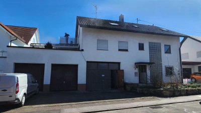Helle Dachgeschosswohnung mit Balkon in Neckarsulm-Obereisesheim