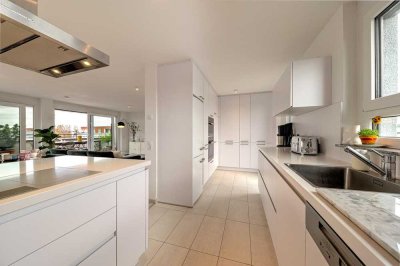 Sonniges Pentouse mit Skyline-Flair - Exklusive Dachterrassenwohnung nahe Stuttgart