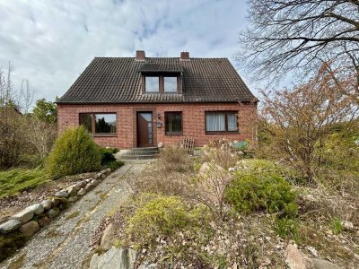 Freistehendes Einfamilienhaus mit 6 Zimmern im Herzen von Bispingen zu verkaufen