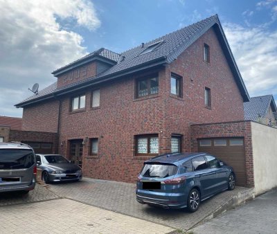 Zwangsversteigerung! Große Wohnung mit vielseitigen Nutzungsmöglichkeiten