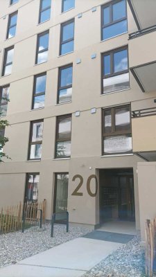 Helle 2,5-Raum-Wohnung mit gehobener Innenausstattung mit Balkon in Geretsried