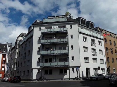 Voll möblierte, helle zwei Zimmer Wohnung mit 2 Balkonen in Köln, Altstadt & Neustadt-Süd