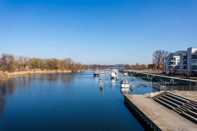 Elegantes Zuhause im Yachthafen mit herrlichem Seeblick