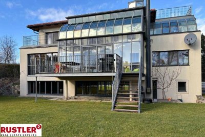 Ein Rückzugsort der Extraklasse – Villa mit unvergleichlichem Panorama in Brunn am Gebirge