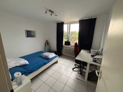 3-Raum-Wohnung mit Einbauküche in Monheim am Rhein