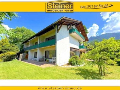 Mehrfamilienhaus mit 11 Wohnungen ca. 527 m², Grundstück 1.024 m² Keller, Garagen
