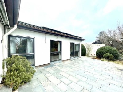 �PROVISIONSFREI!✅Traumhaftes Haus auf einer Ebene mit Garten, Sonnenterrasse, Hobbyraum & 2 Garagen