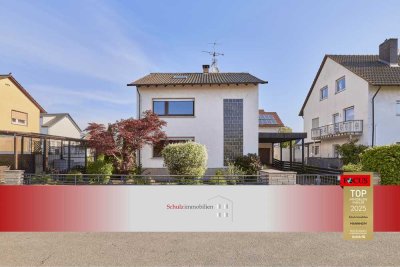 Freistehendes Einfamilienhaus mit Garten, Terrasse & Garage – ideal zur Sanierung