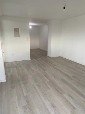 Schöne 3-Zimmer-Wohnung mit Balkon und Einbauküche in Pirmasens