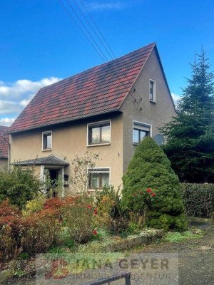 NOBITZ OT EHRENHAIN * GROSSES GRUNDSTÜCK mit ZWEIFAMILIENHAUS * leerstehend * ab sofort zur Verfü...