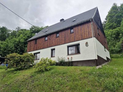 Charmantes, historisches Wohnhaus in Thalheim mit großem Grundstück!