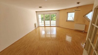 Schöne helle 3 Zimmer Wohnung zur Kurzzeitmiete bis 02/2026
