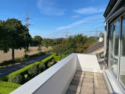 Geräumige Dachgeschosswohnung mit Blick ins Grüne in Dortmund