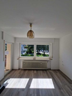 Freundliche, helle Wohnung in Heilbronn mit Balkon und Garten