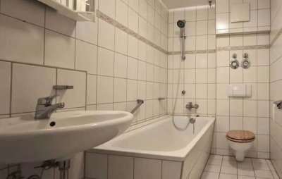 Provisionsfreie 2-Zimmer-Kapitalanlage mit großer Terasse & TG-Stellplatz am Parkbogen 1.OG