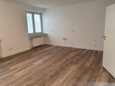 Großzügige 3-Zimmer-Wohnung in Innenhoflage Köln Hansaring