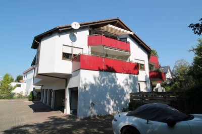 *** Bezugsfrei - 3,5 Zimmer mit Balkon und Garage ***
