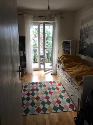 Helle 3-Zimmer Wohnung mit Balkon im 1. OG in Stuttgart Ost