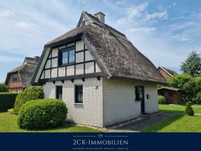 Reetferienhaus in Dranske, 70 m², pure Idylle, ruhige Lage, nur 550 m zum Ostseestrand!