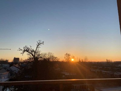 Ruhig & Hell! Renovierte 2,5-Raum-WHG mit neuer EBK & Balkon